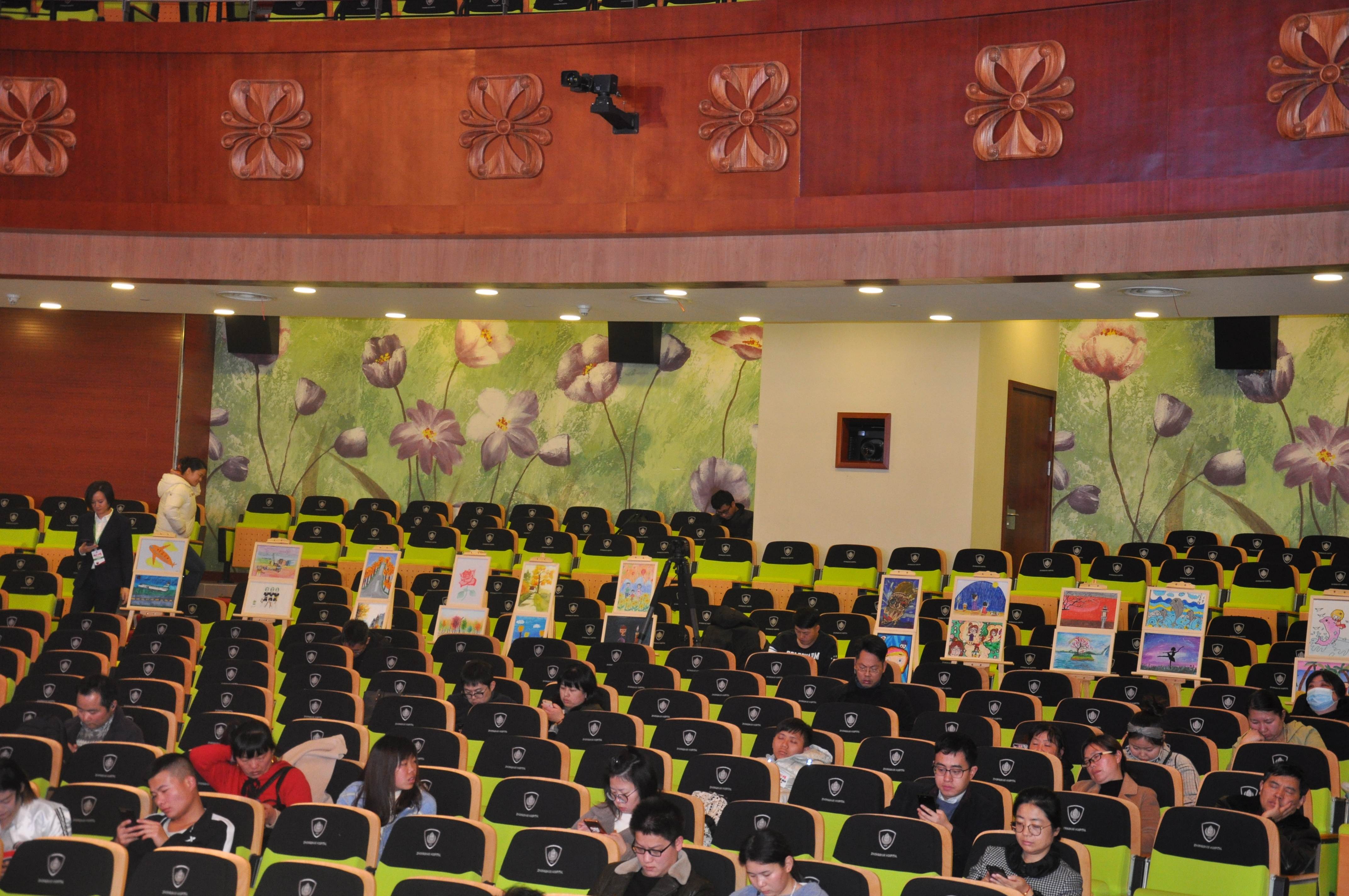 第四届“中国血小板日” 2019  书画作品赠予专家