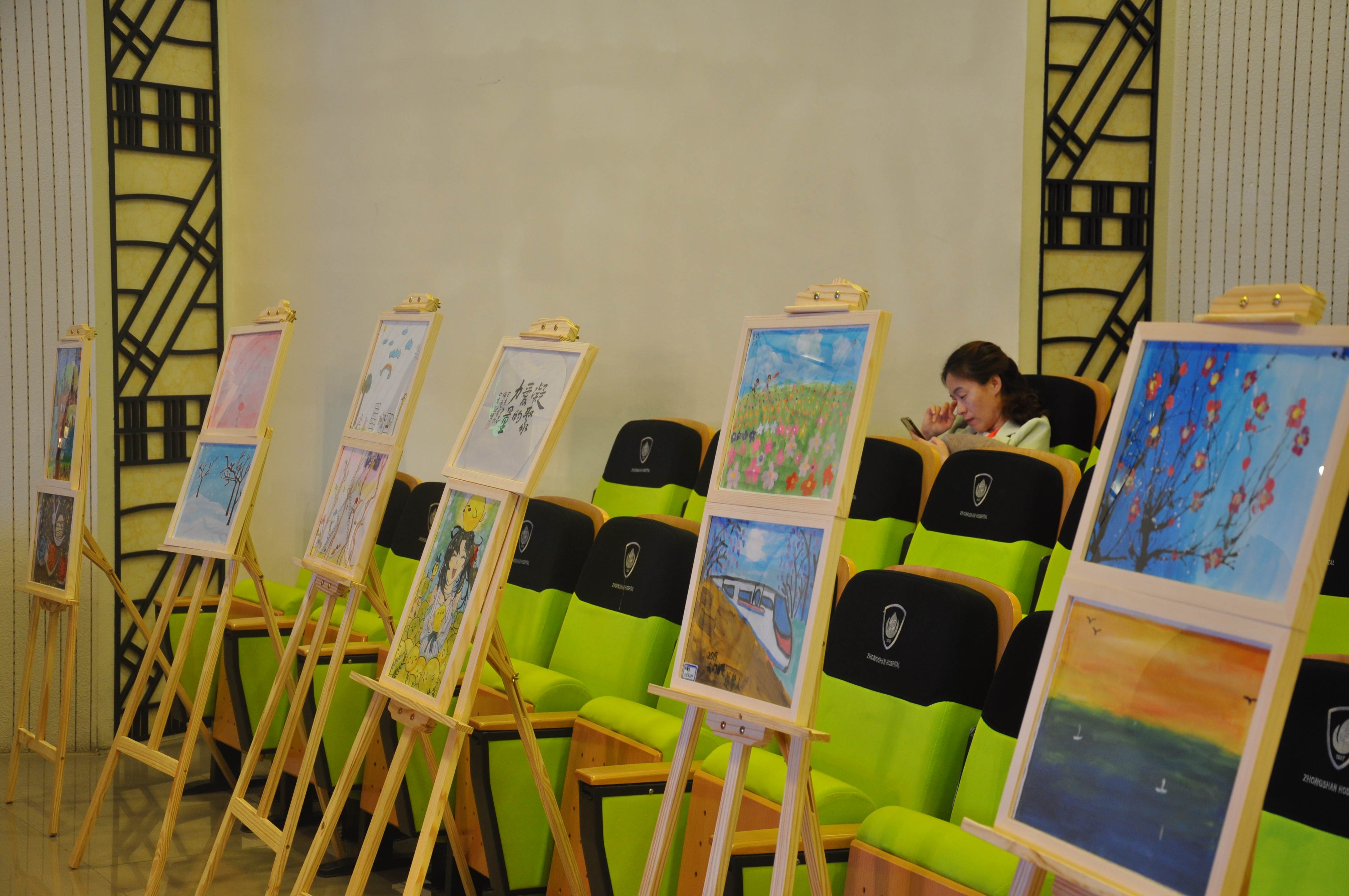 第四届“中国血小板日” 2019  书画作品赠予专家