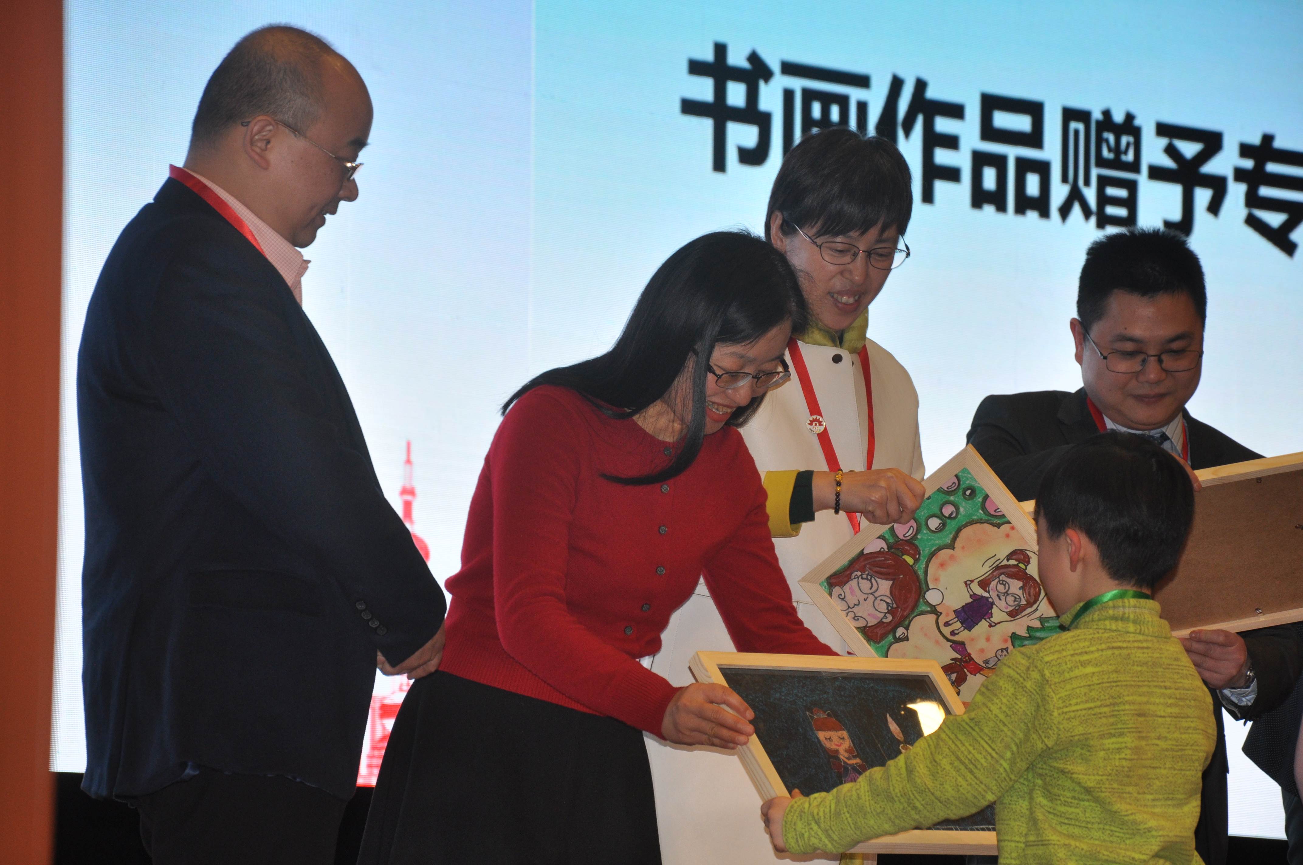 第四届“中国血小板日” 2019  书画作品赠予专家