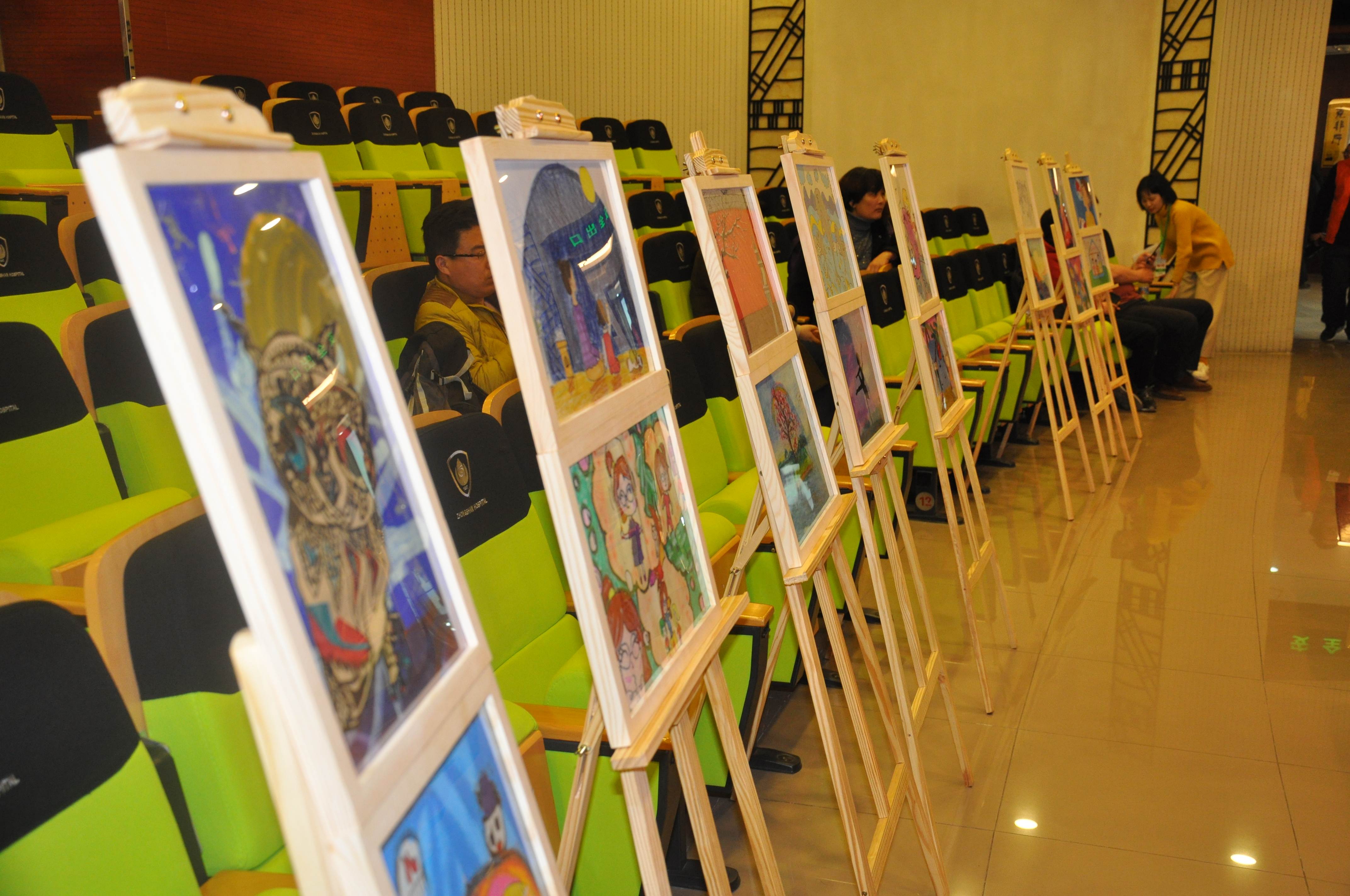 第四届“中国血小板日” 2019  书画作品赠予专家