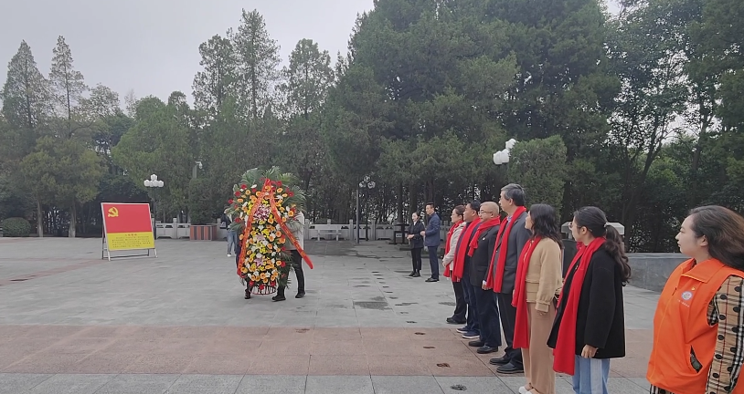 党建引领 | 六安人民医院党委与同心家园公益基金会党支部联合开展主题党日活动