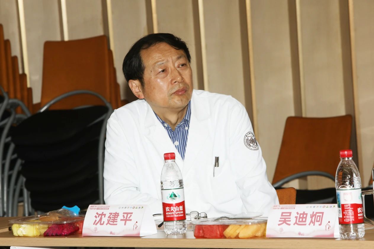 活动报道 | “医者仁心，母爱无疆”2025中华血液公益行—血液病患者关爱活动母亲节专场暨感恩母亲节十三周年大型公益活动圆满举行